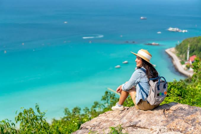 Best Time to Visit a Villa Destination Seasonality by Region