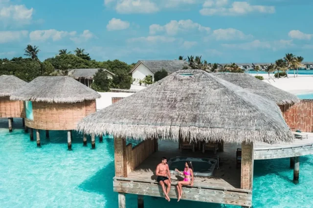 Maldives Honeymoon Villas: Adults-Only Islands, Overwater Suites & the Plan