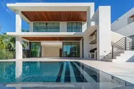 Marbella Villas: The Best Areas, From Golden Mile to Golf Valley